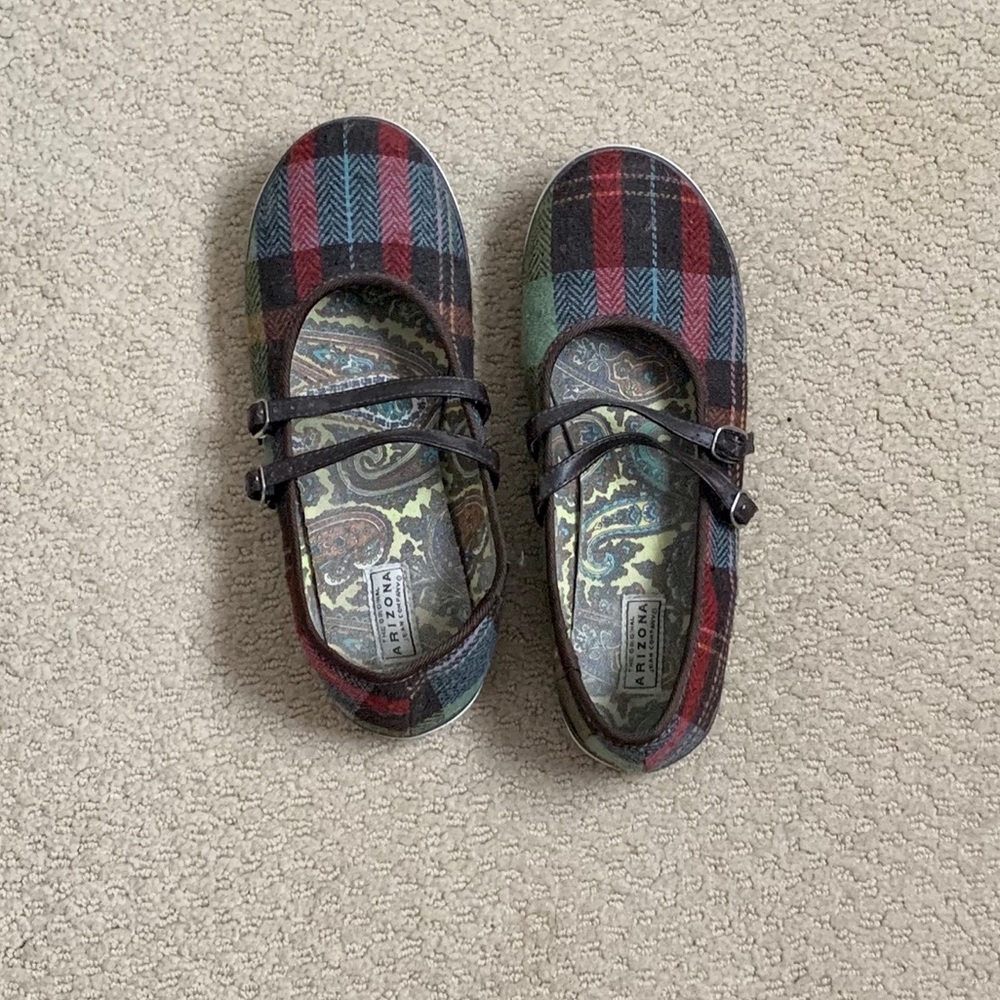 Size 7 ballet flats with straps